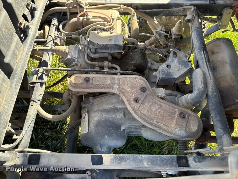 image for item EE4321 Kawasaki Mule 3000 utility vehicle