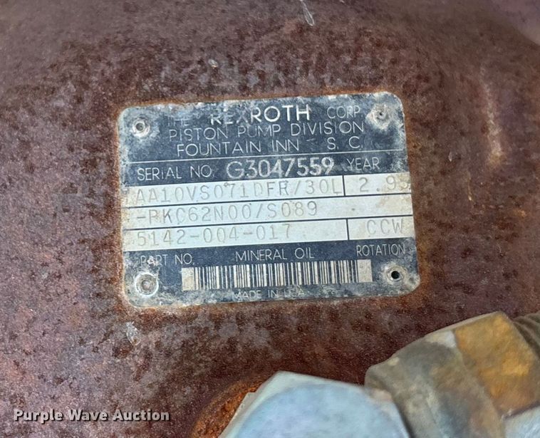 image for item EE4360 1995 Ford LT8000 dump truck