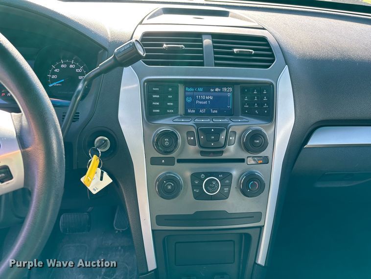 image for item EE4362 2014 Ford Explorer Police Interceptor SUV