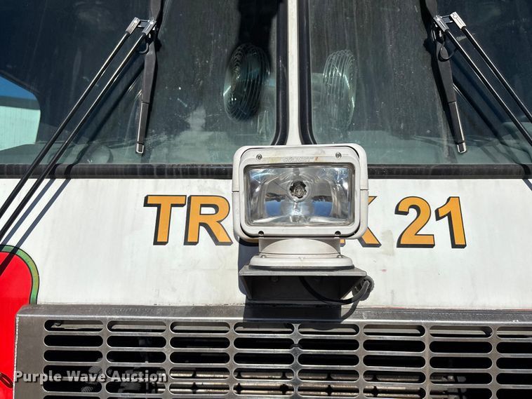 image for item EE4363 1996 E-One pumper fire truck