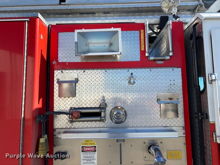 image for item EE4363 1996 E-One pumper fire truck