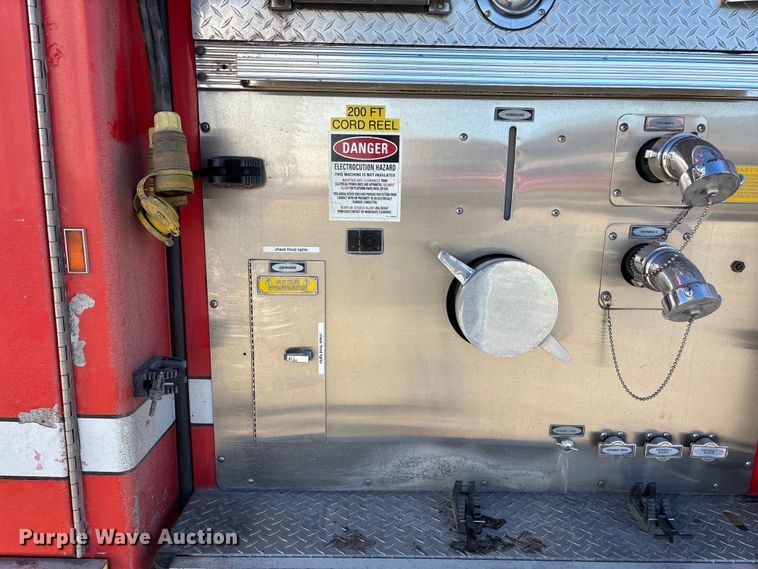 image for item EE4363 1996 E-One pumper fire truck