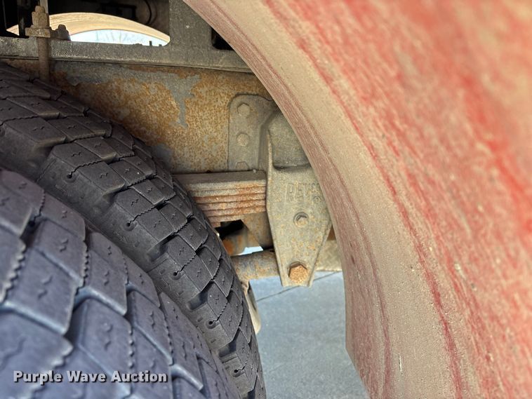 image for item EE4363 1996 E-One pumper fire truck