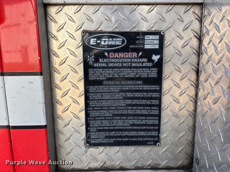 image for item EE4363 1996 E-One pumper fire truck