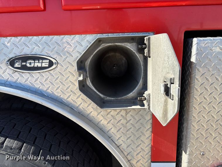 image for item EE4363 1996 E-One pumper fire truck