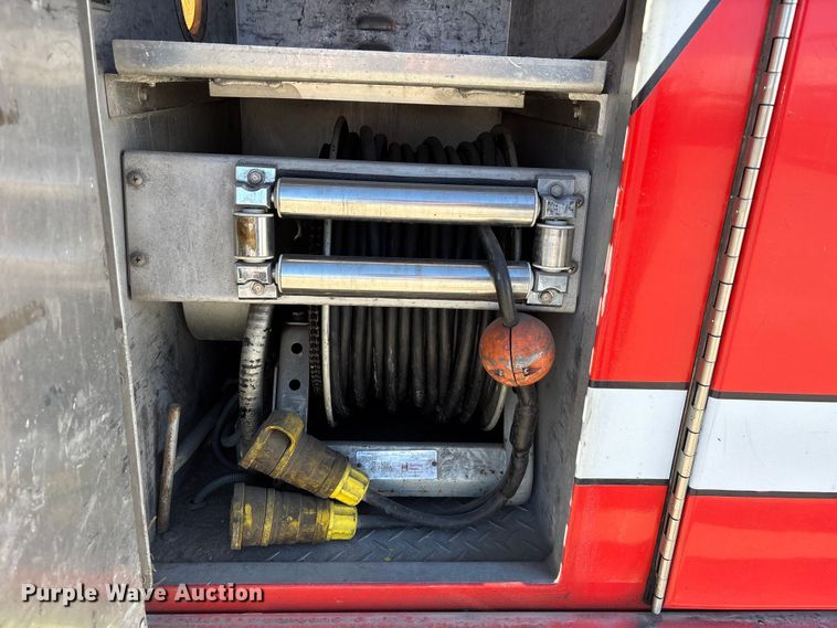 image for item EE4363 1996 E-One pumper fire truck