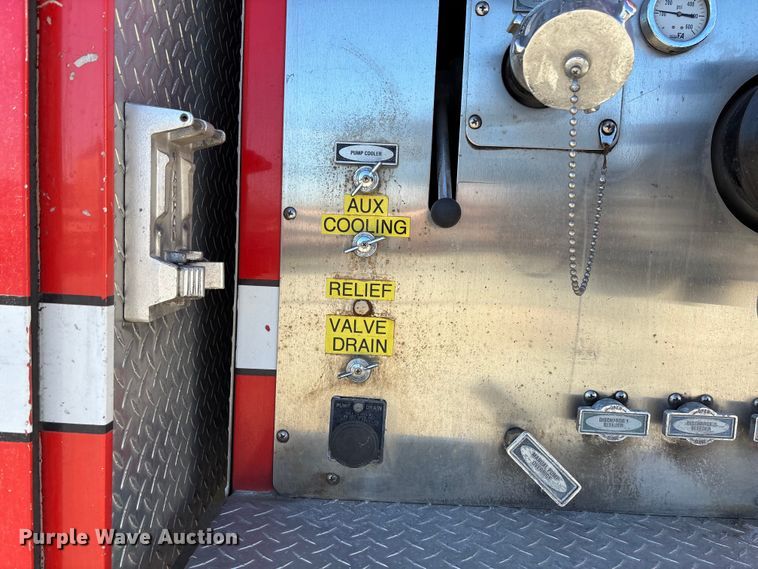 image for item EE4363 1996 E-One pumper fire truck