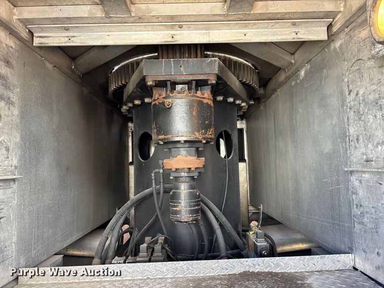 image for item EE4363 1996 E-One pumper fire truck