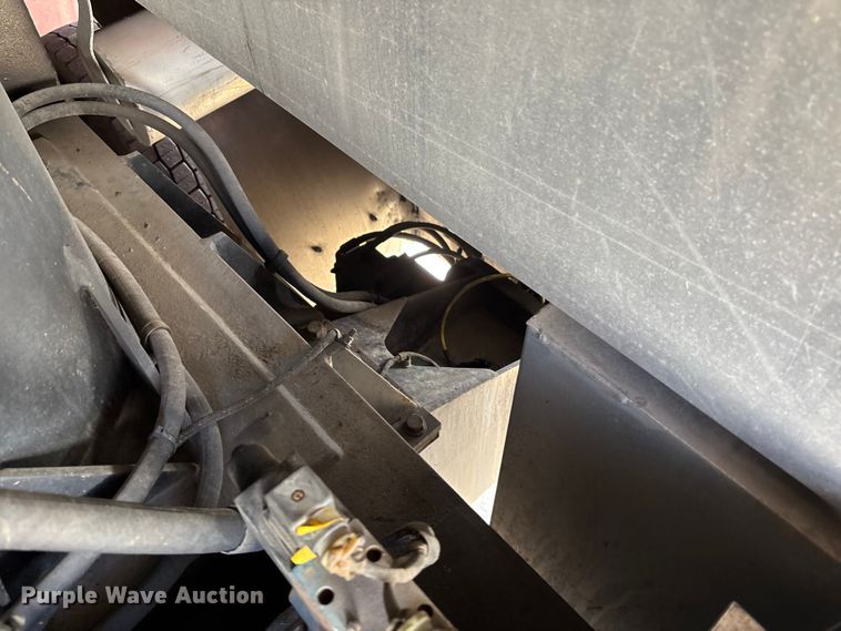 image for item EE4363 1996 E-One pumper fire truck