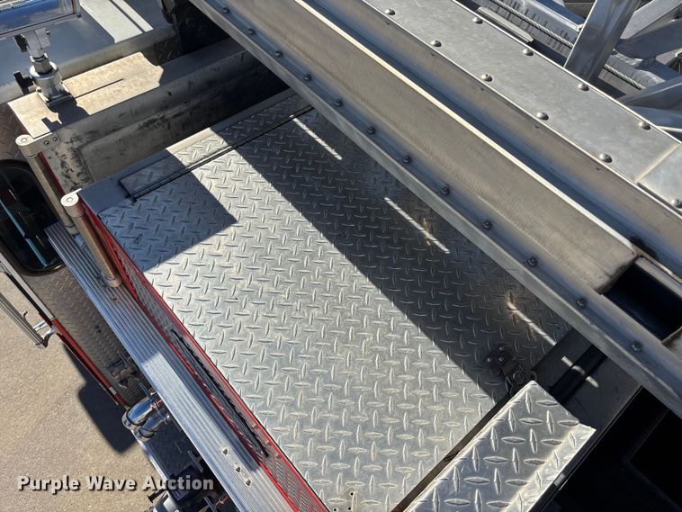 image for item EE4363 1996 E-One pumper fire truck