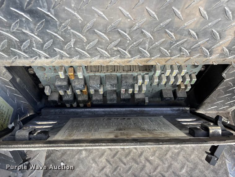 image for item EE4363 1996 E-One pumper fire truck