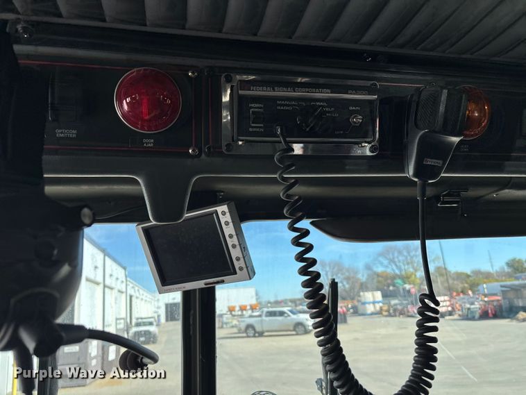 image for item EE4363 1996 E-One pumper fire truck