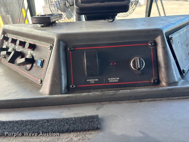 image for item EE4363 1996 E-One pumper fire truck