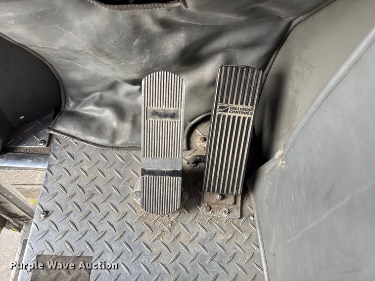 image for item EE4363 1996 E-One pumper fire truck