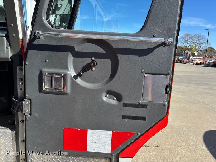 image for item EE4363 1996 E-One pumper fire truck