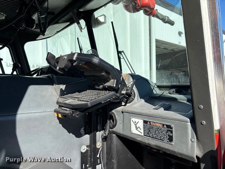 image for item EE4363 1996 E-One pumper fire truck