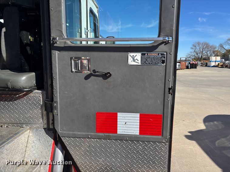 image for item EE4363 1996 E-One pumper fire truck