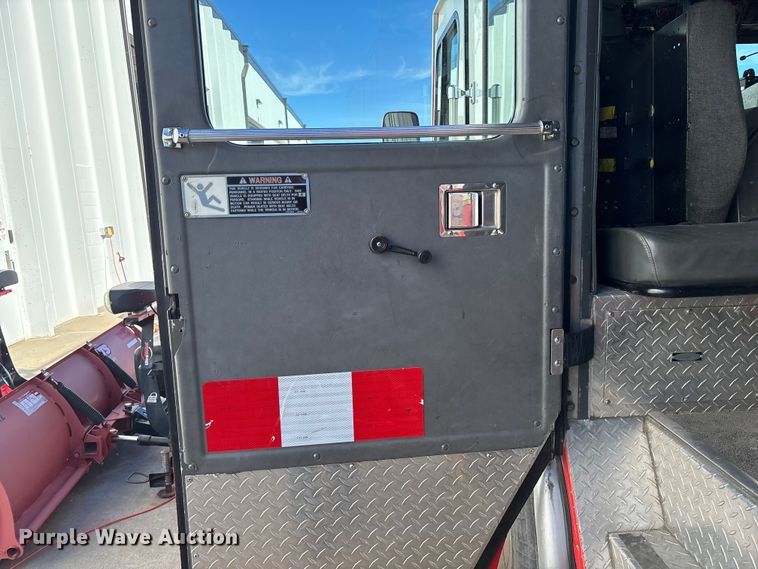 image for item EE4363 1996 E-One pumper fire truck