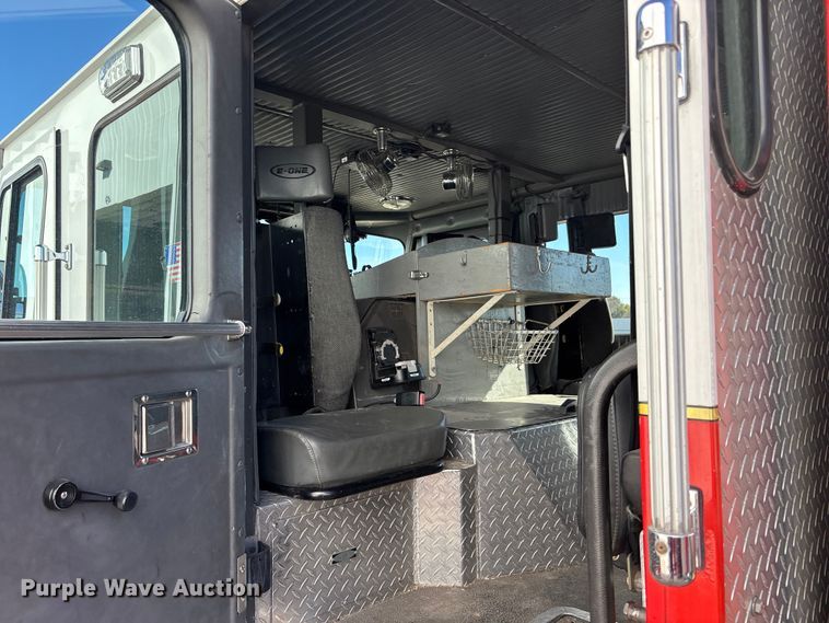 image for item EE4363 1996 E-One pumper fire truck