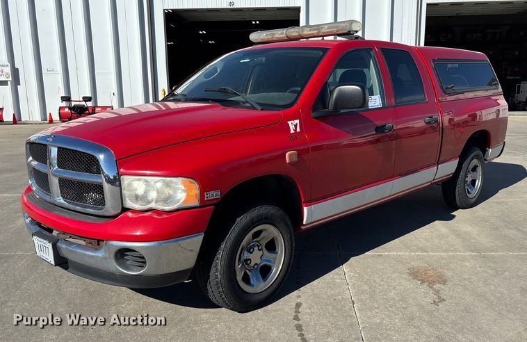 image for item EE4364 2005 Dodge Ram 1500 Quad Cab pickup truck