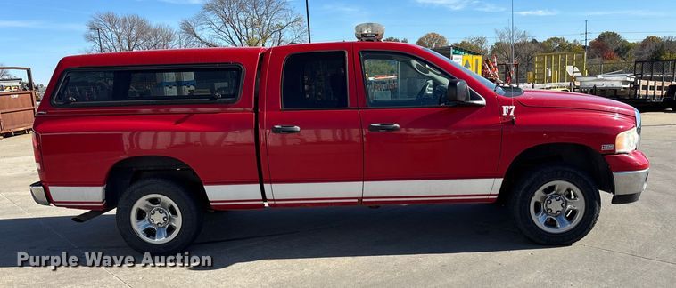 image for item EE4364 2005 Dodge Ram 1500 Quad Cab pickup truck