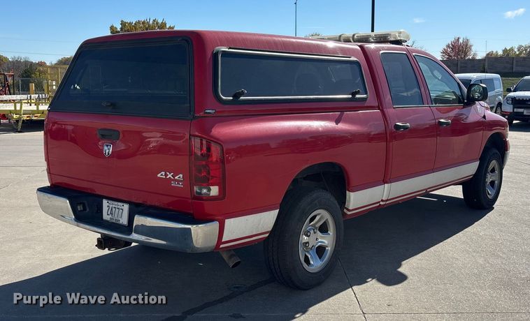 image for item EE4364 2005 Dodge Ram 1500 Quad Cab pickup truck