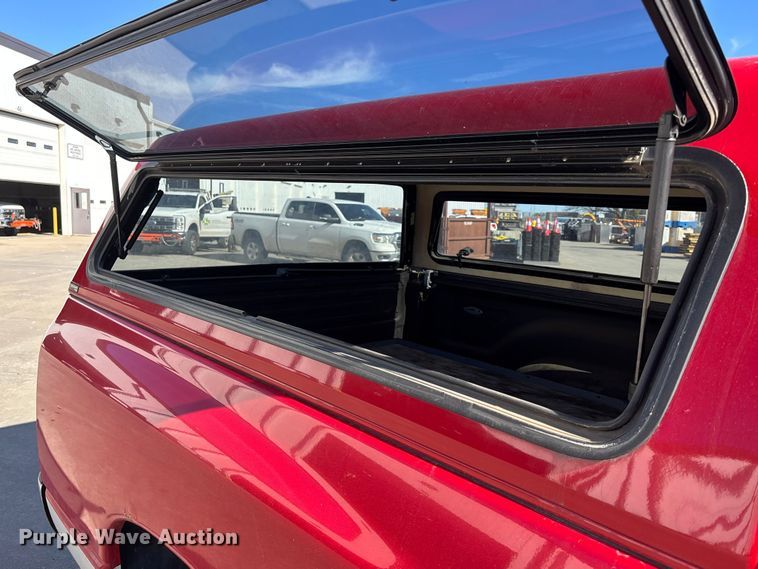 image for item EE4364 2005 Dodge Ram 1500 Quad Cab pickup truck