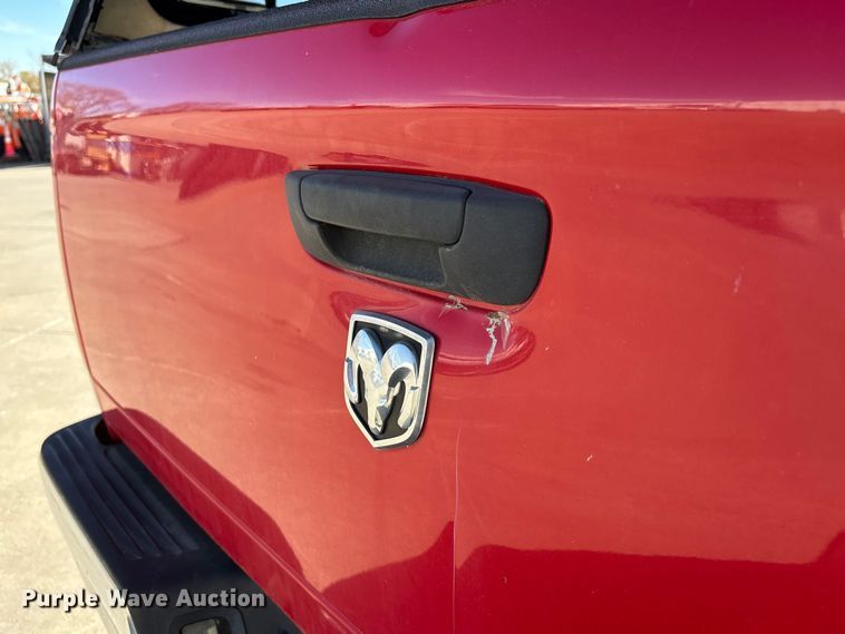 image for item EE4364 2005 Dodge Ram 1500 Quad Cab pickup truck