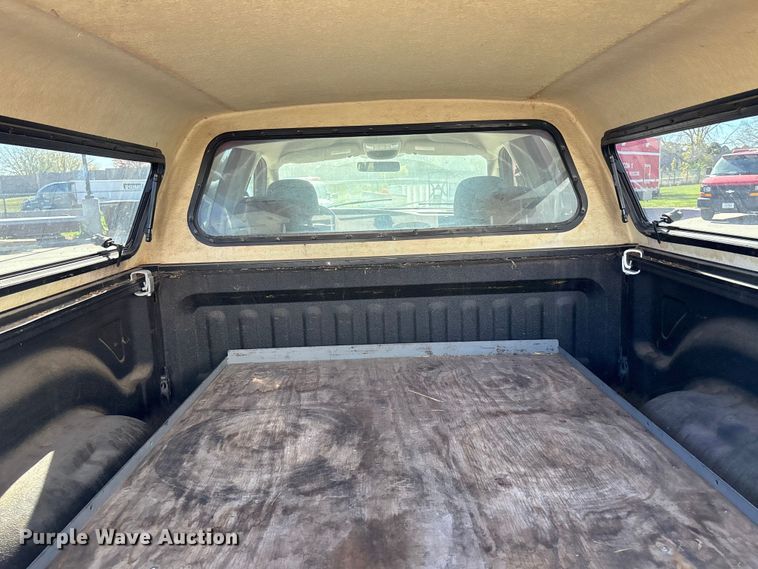 image for item EE4364 2005 Dodge Ram 1500 Quad Cab pickup truck