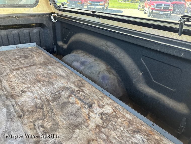 image for item EE4364 2005 Dodge Ram 1500 Quad Cab pickup truck