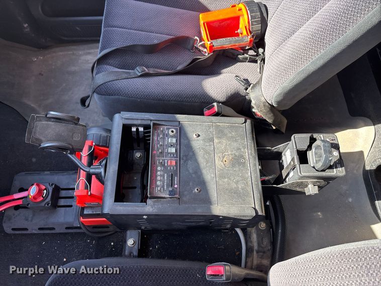 image for item EE4364 2005 Dodge Ram 1500 Quad Cab pickup truck