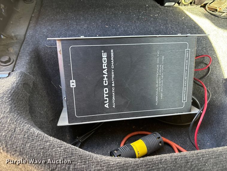 image for item EE4364 2005 Dodge Ram 1500 Quad Cab pickup truck