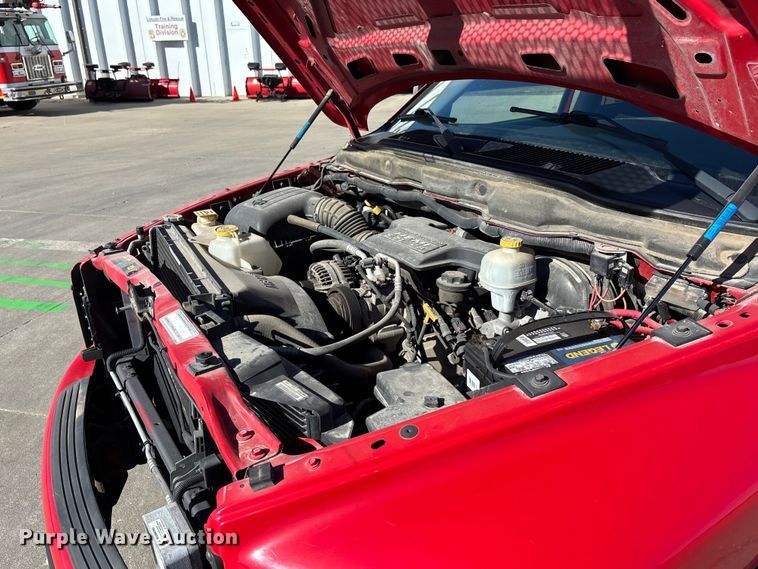 image for item EE4364 2005 Dodge Ram 1500 Quad Cab pickup truck