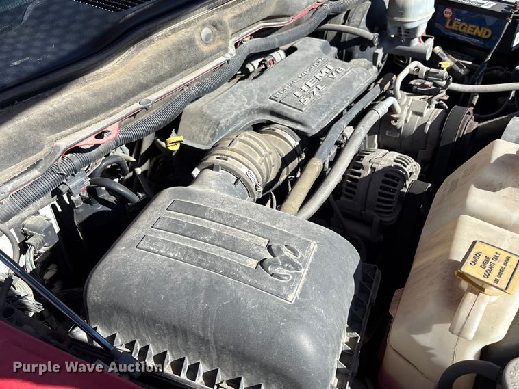 image for item EE4364 2005 Dodge Ram 1500 Quad Cab pickup truck