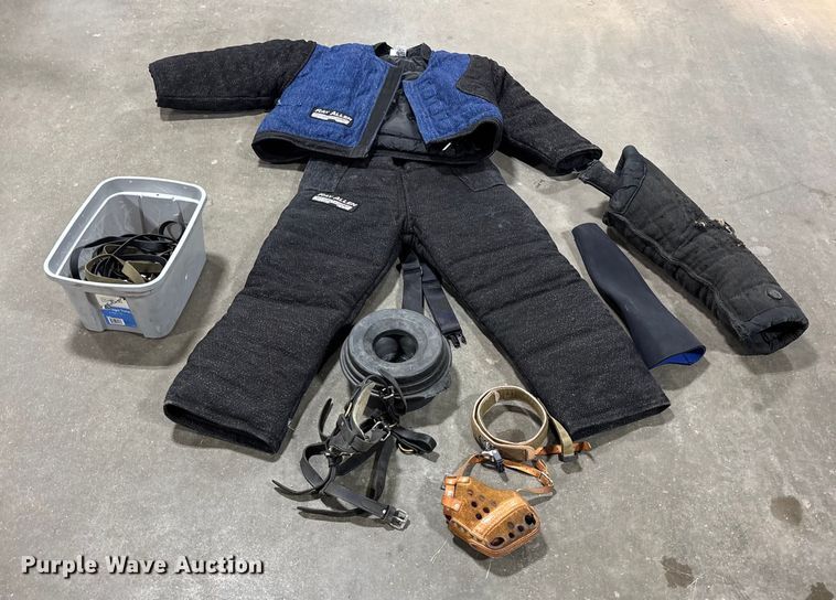 image for item EE4384 K9 bite suit