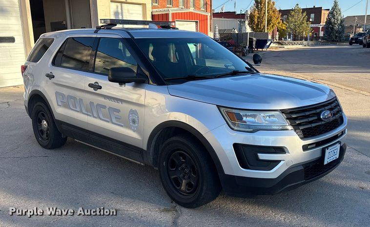 image for item EE4387 2016 Ford Explorer Police Interceptor SUV
