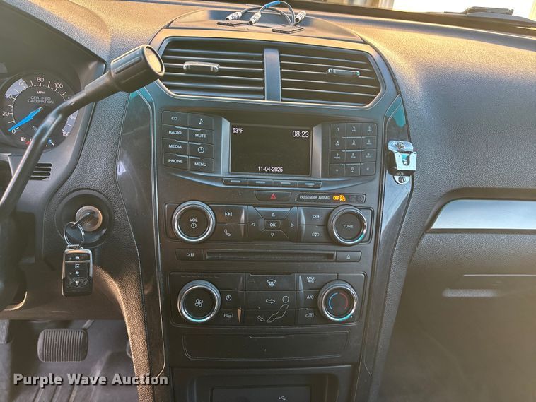 image for item EE4387 2016 Ford Explorer Police Interceptor SUV