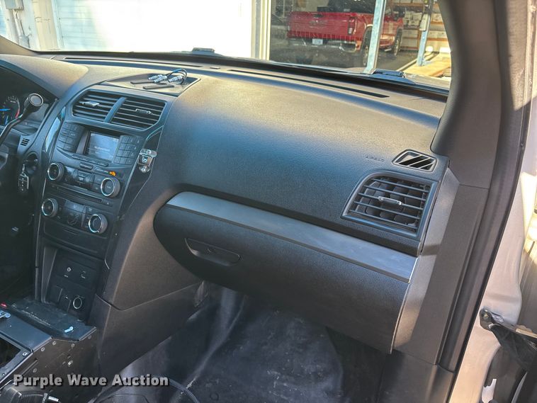 image for item EE4387 2016 Ford Explorer Police Interceptor SUV