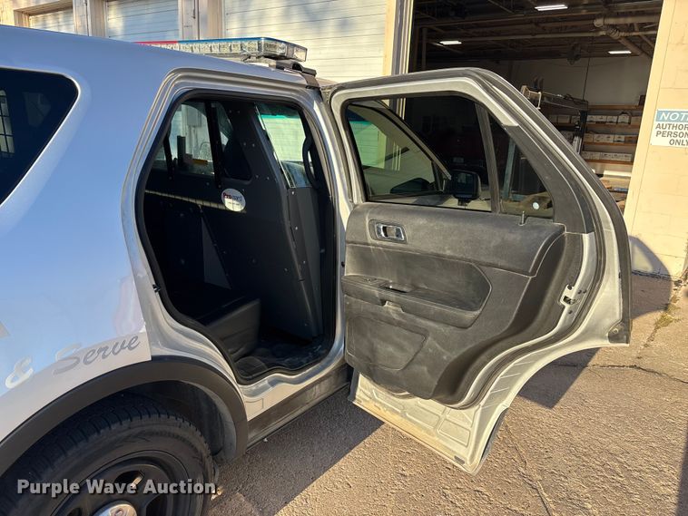 image for item EE4387 2016 Ford Explorer Police Interceptor SUV