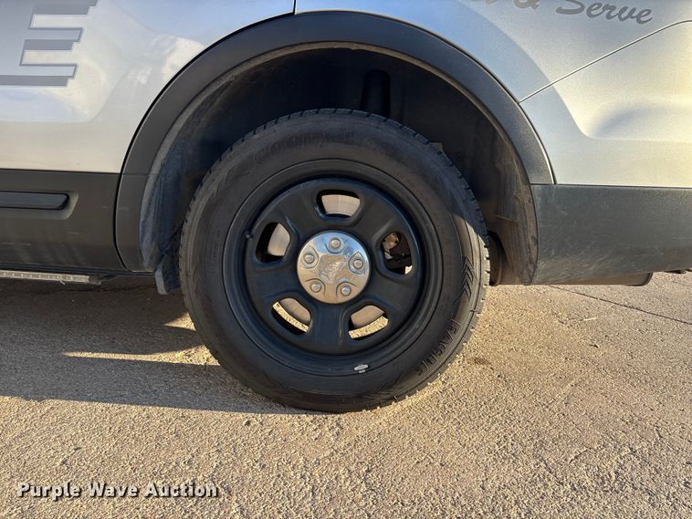 image for item EE4387 2016 Ford Explorer Police Interceptor SUV