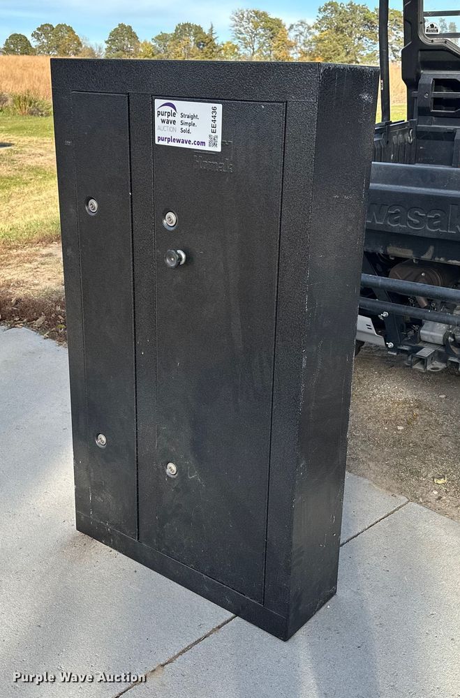 image for item EE4436 Homak  safe