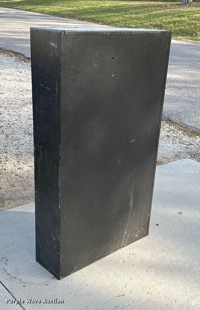 image for item EE4436 Homak  safe