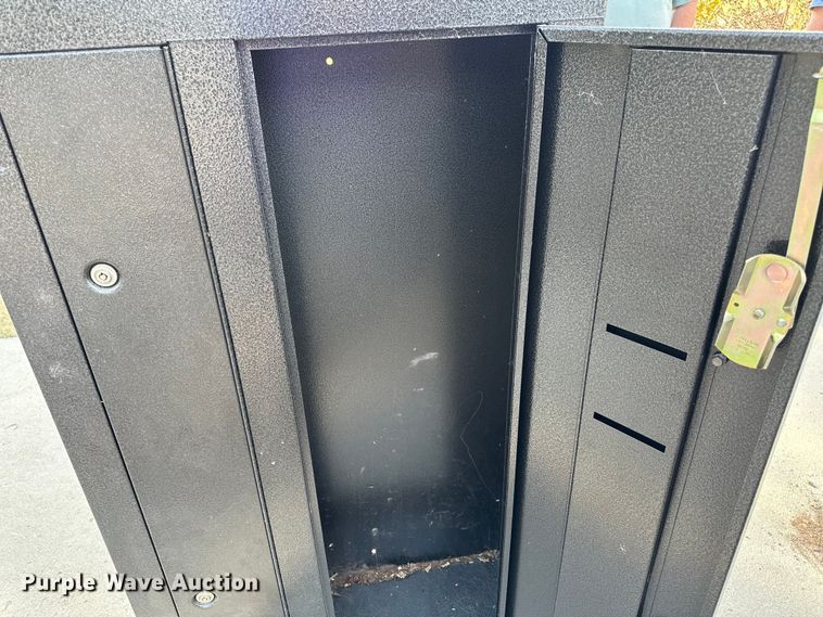 image for item EE4436 Homak  safe