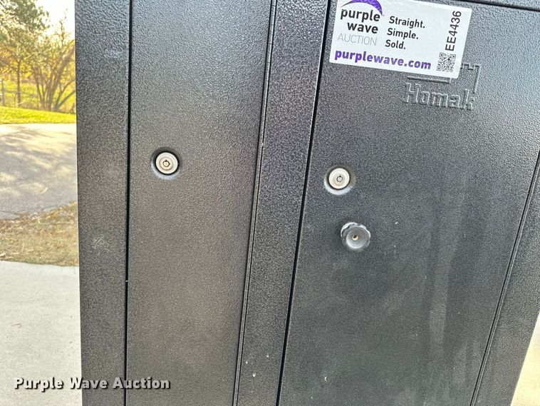 image for item EE4436 Homak  safe