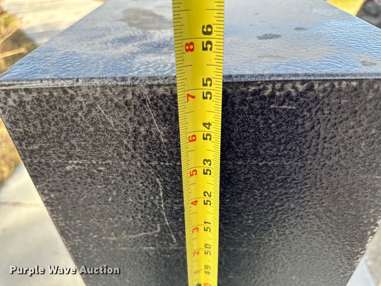 image for item EE4436 Homak  safe