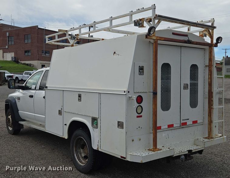 image for item EF1679 2008 Dodge Ram 4500  Crew Cab utility / service truck