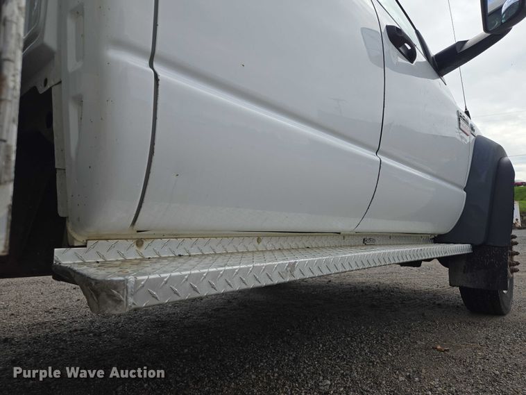 image for item EF1679 2008 Dodge Ram 4500  Crew Cab utility / service truck