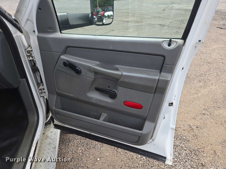 image for item EF1679 2008 Dodge Ram 4500  Crew Cab utility / service truck