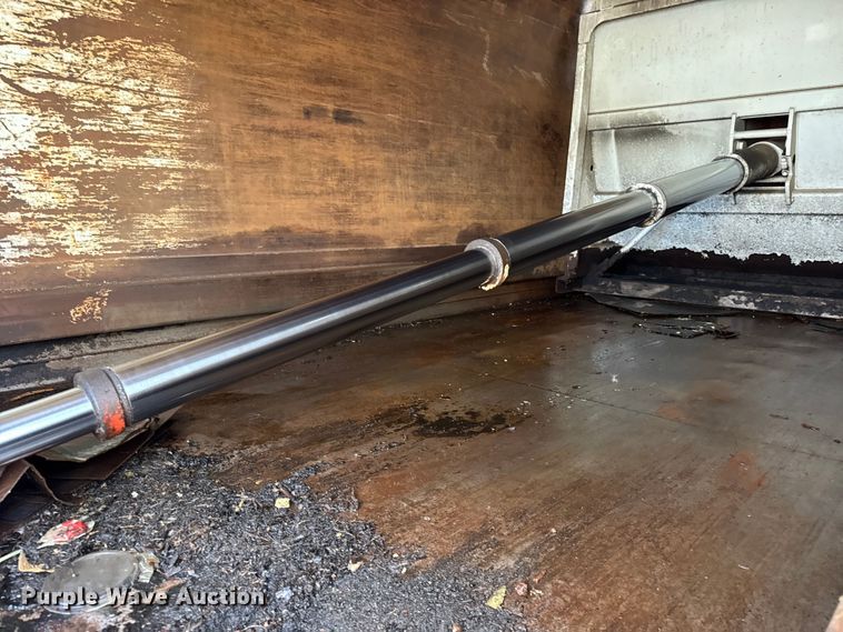 image for item EF2269 2010 Autocar Xpeditor refuse truck