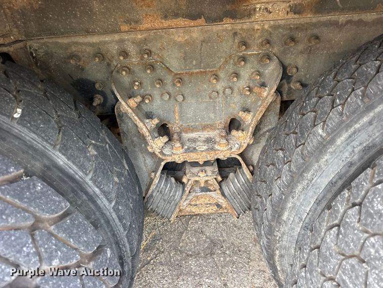 image for item EF2269 2010 Autocar Xpeditor refuse truck